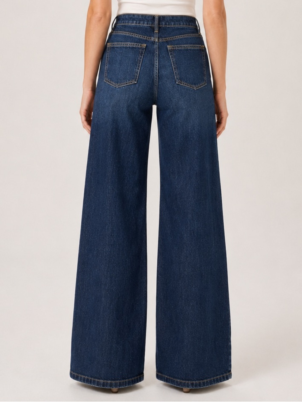 NWT Free Assembly High Rise Wide Leg Jeans Size 2 Dark Indigo - Picture 2 of 9